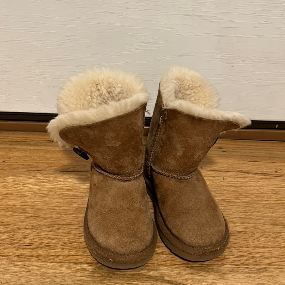 UGG Toddlers boot